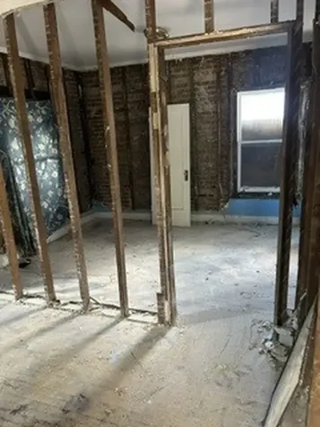 8031 South Euclid Avenue Chicago IL 60617