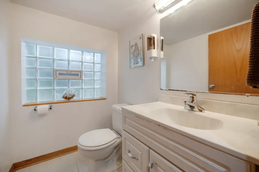 3636 North Paris Avenue Chicago IL 60634