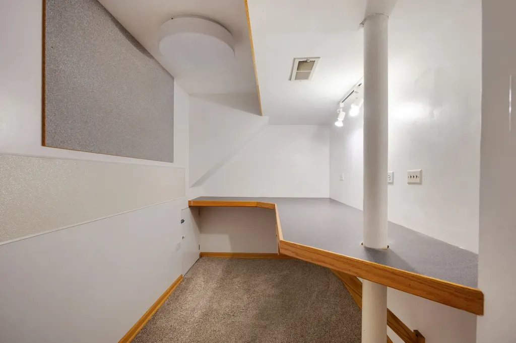 3636 North Paris Avenue Chicago IL 60634