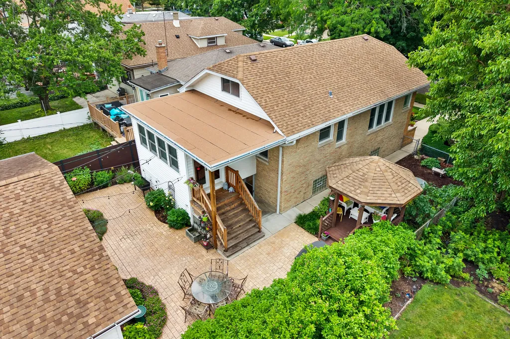 3636 North Paris Avenue Chicago IL 60634