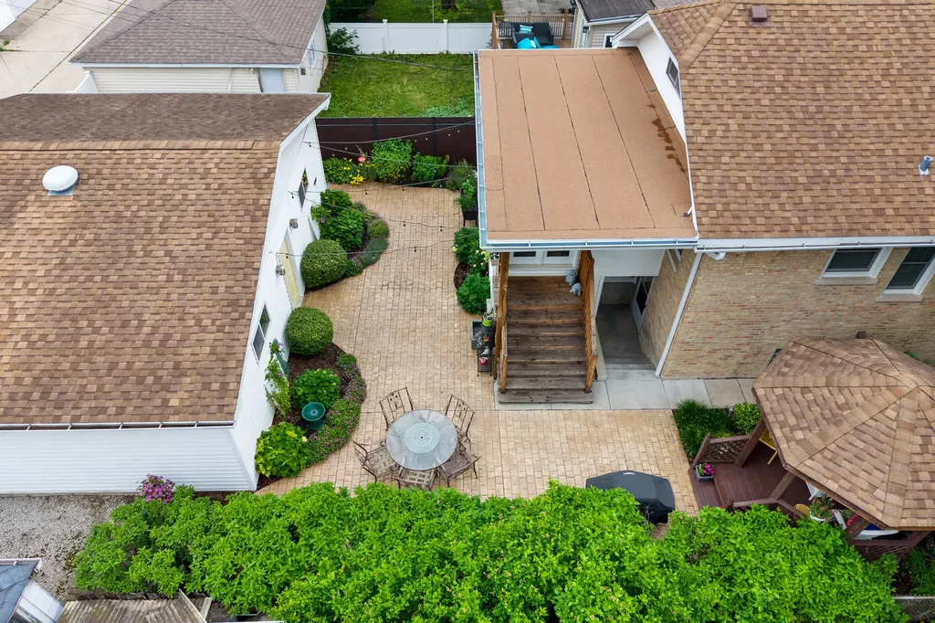 3636 North Paris Avenue Chicago IL 60634
