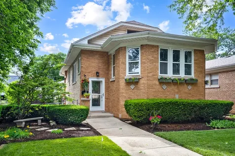3636 North Paris Avenue Chicago IL 60634
