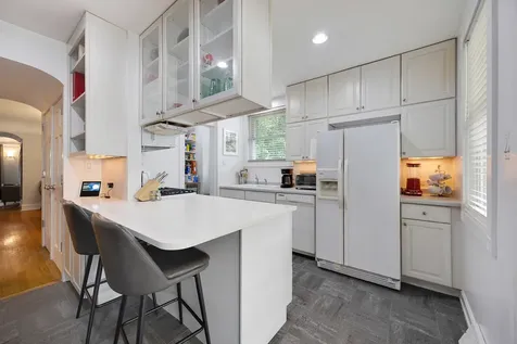 3636 North Paris Avenue Chicago IL 60634
