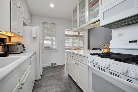 3636 North Paris Avenue Chicago IL 60634