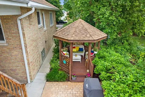 3636 North Paris Avenue Chicago IL 60634