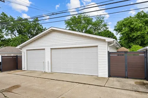 3636 North Paris Avenue Chicago IL 60634