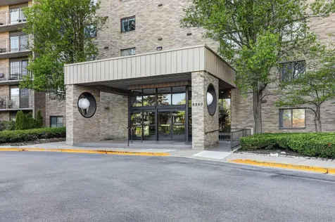 6340 Americana Drive Willowbrook IL 60527
