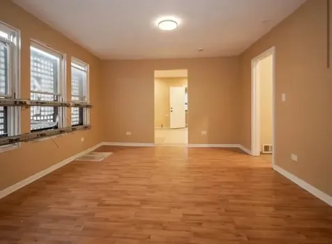 5005 West Chicago Avenue Chicago IL 60651