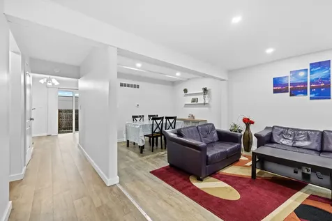 422 Gainsborough Court Bolingbrook IL 60440