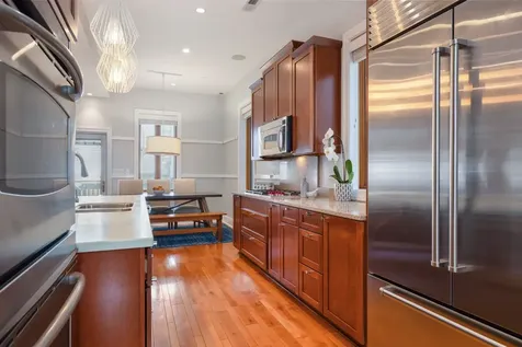 1065 North Marshfield Avenue Chicago IL 60622
