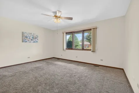18158 Vermont Court Orland Park IL 60467