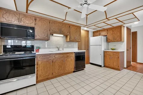 18158 Vermont Court Orland Park IL 60467
