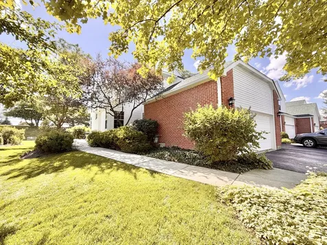 110 Pembroke Circle Lake Bluff IL 60044