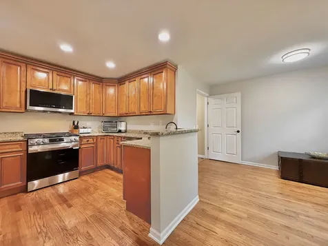 110 Pembroke Circle Lake Bluff IL 60044