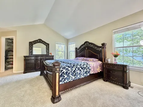 110 Pembroke Circle Lake Bluff IL 60044