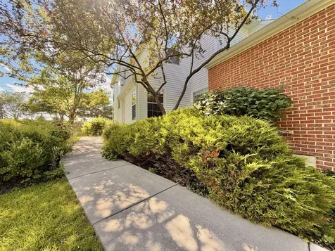 110 Pembroke Circle Lake Bluff IL 60044