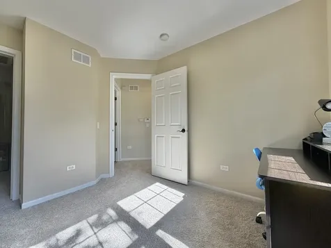 110 Pembroke Circle Lake Bluff IL 60044