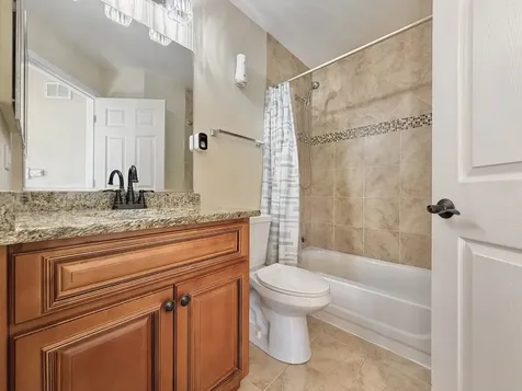 110 Pembroke Circle Lake Bluff IL 60044