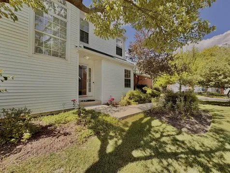 110 Pembroke Circle Lake Bluff IL 60044