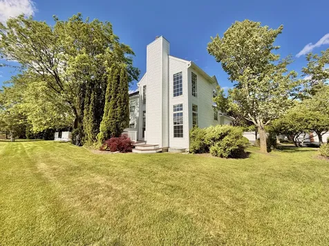 110 Pembroke Circle Lake Bluff IL 60044