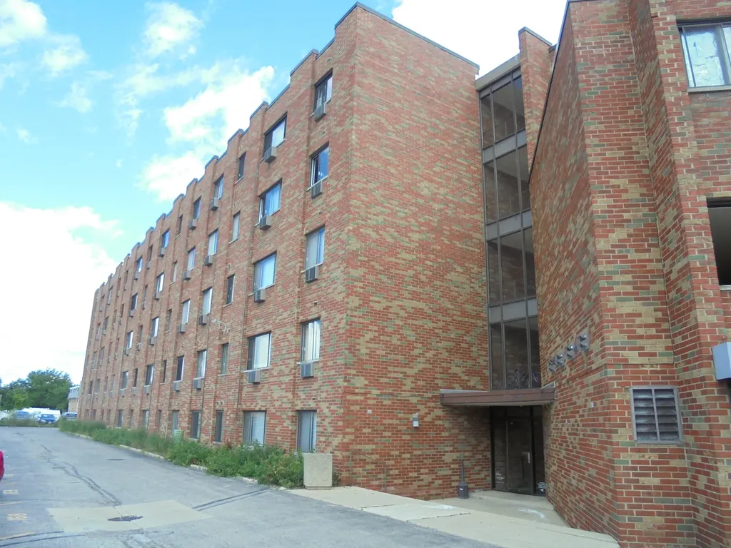 5310 North Chester Avenue Chicago IL 60656