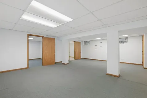 9 East 144th Street Riverdale IL 60827