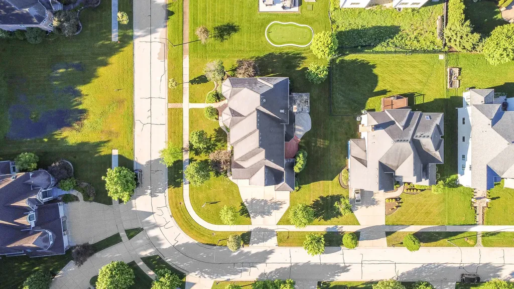 1948 Saddle Farm Lane Naperville IL 60564