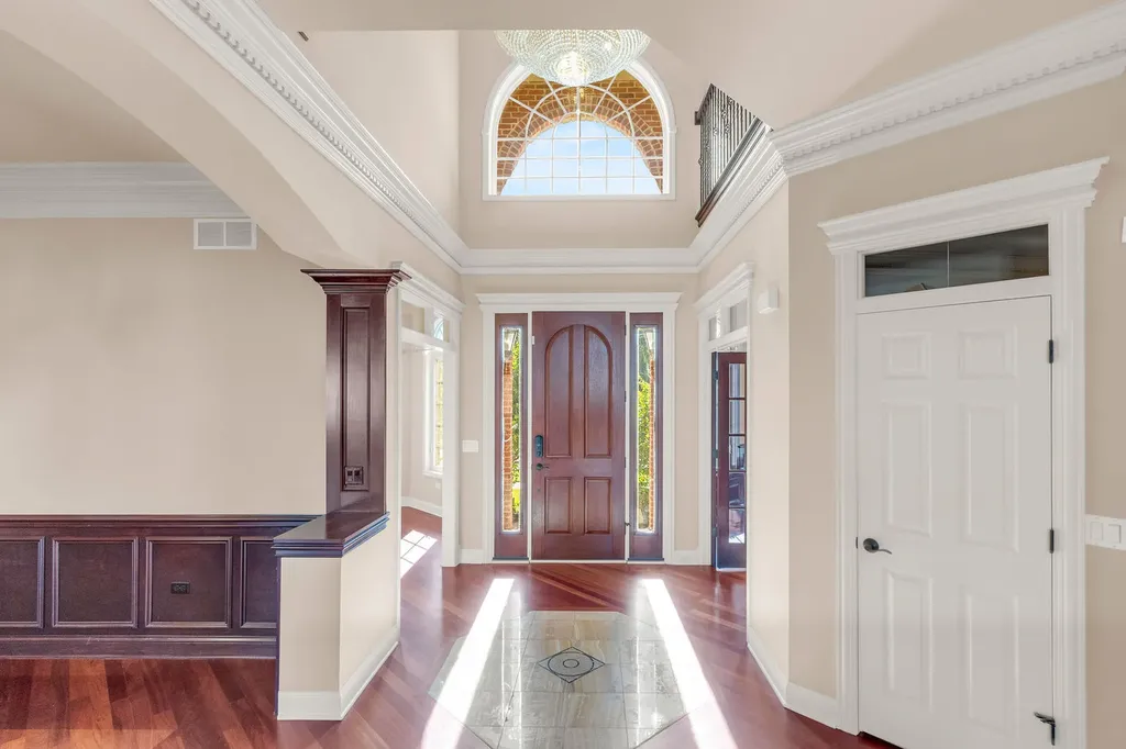 1948 Saddle Farm Lane Naperville IL 60564