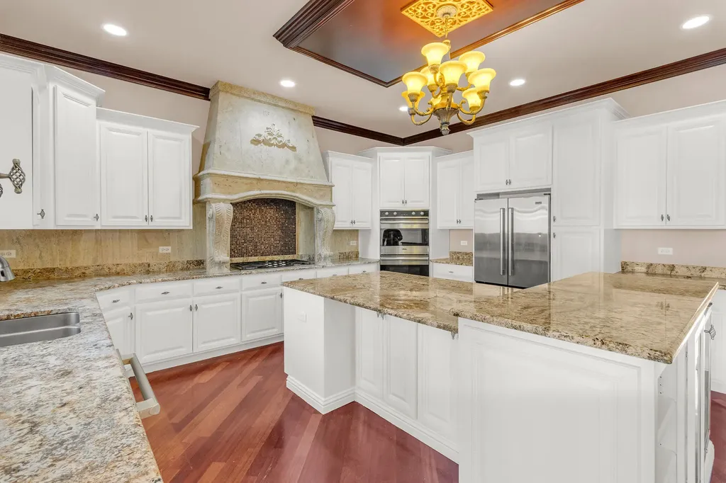 1948 Saddle Farm Lane Naperville IL 60564