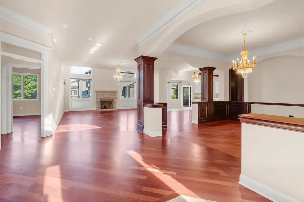 1948 Saddle Farm Lane Naperville IL 60564