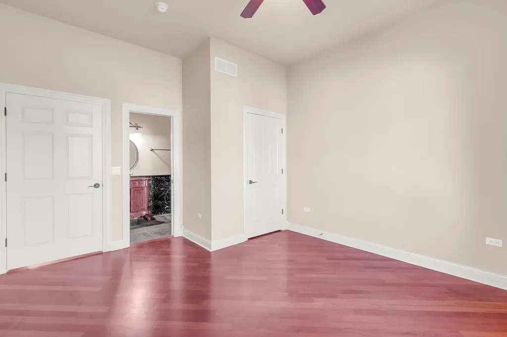 1948 Saddle Farm Lane Naperville IL 60564