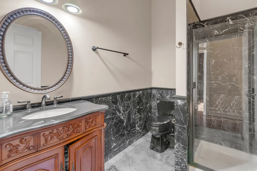 1948 Saddle Farm Lane Naperville IL 60564