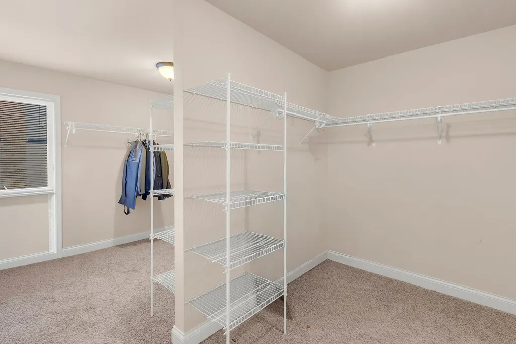 1948 Saddle Farm Lane Naperville IL 60564