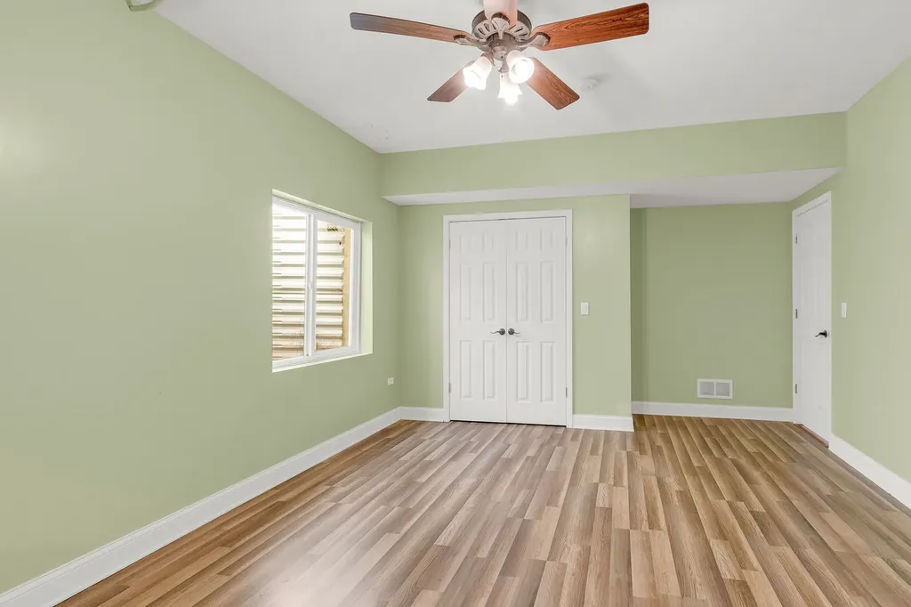 1948 Saddle Farm Lane Naperville IL 60564
