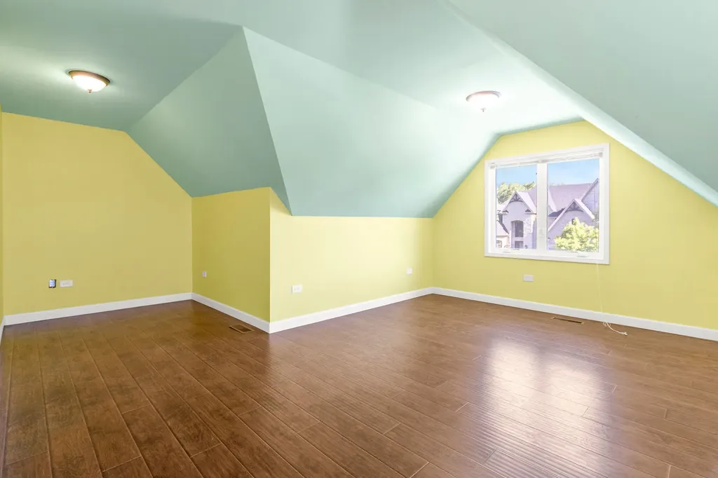 1948 Saddle Farm Lane Naperville IL 60564