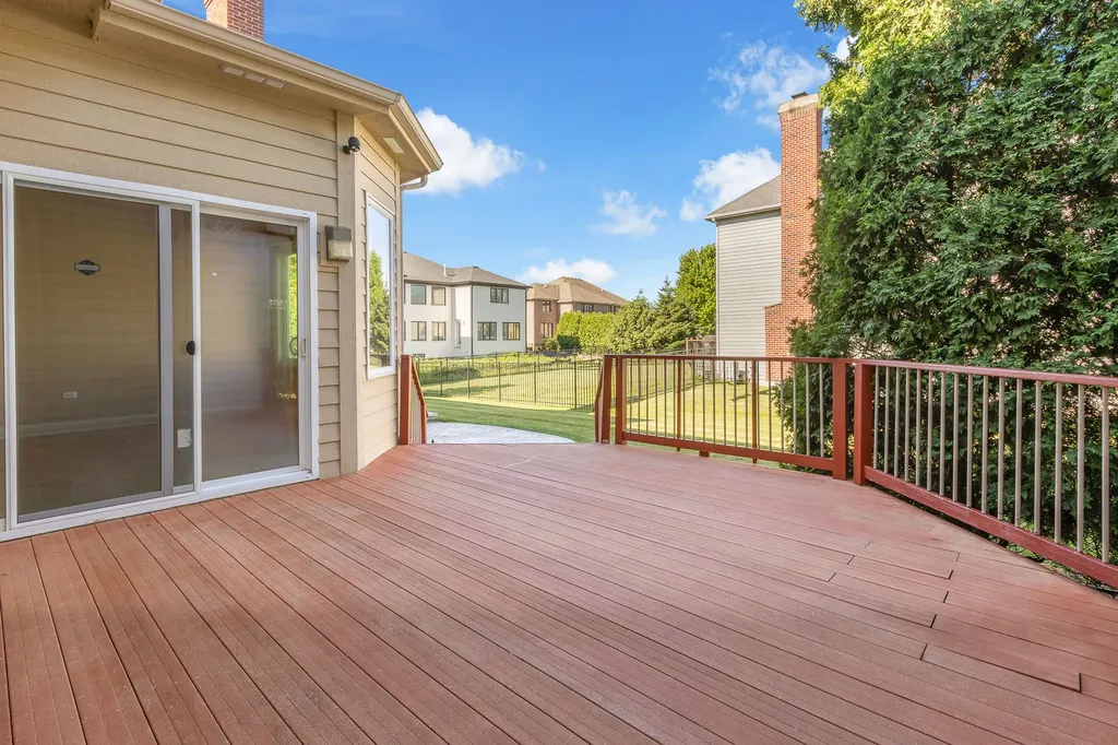 1948 Saddle Farm Lane Naperville IL 60564