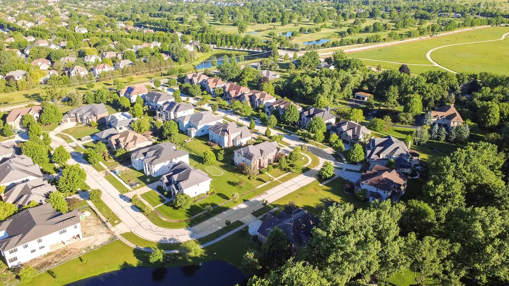 1948 Saddle Farm Lane Naperville IL 60564