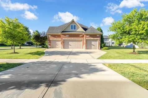 1948 Saddle Farm Lane Naperville IL 60564