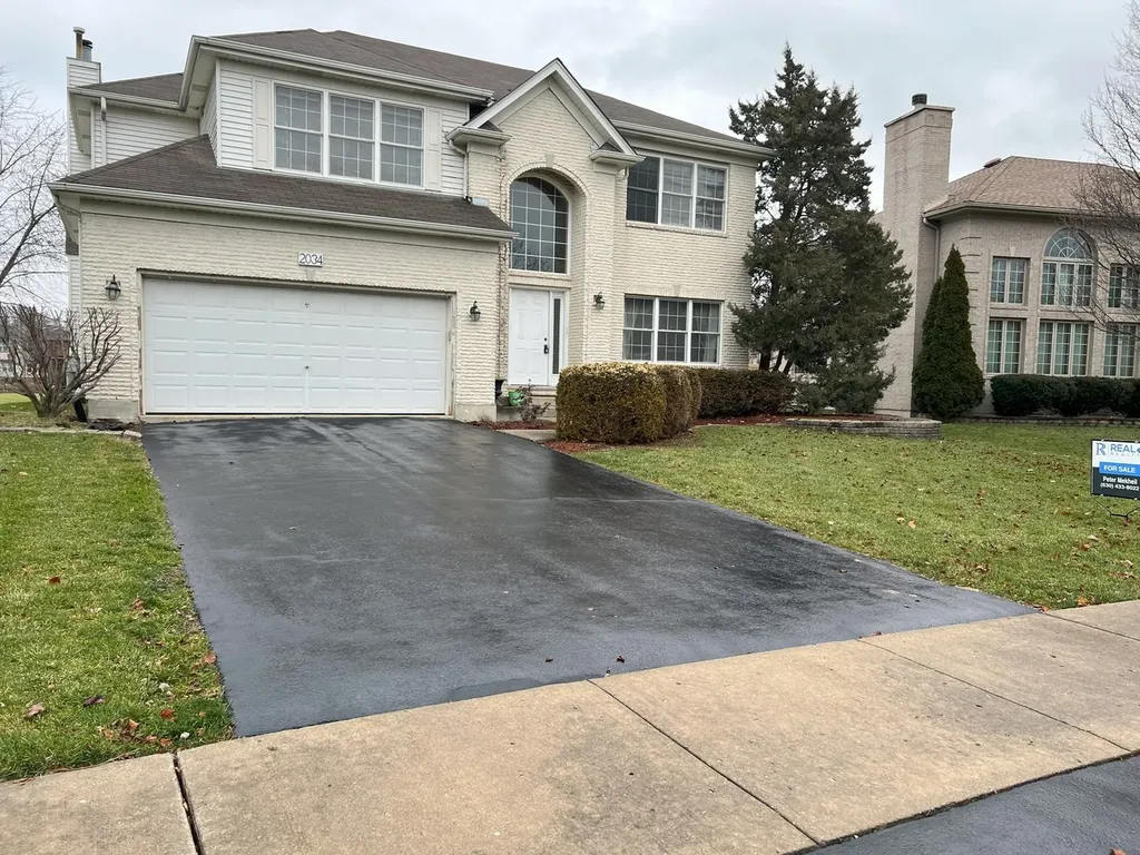 2034 Bunker Circle Naperville IL 60563