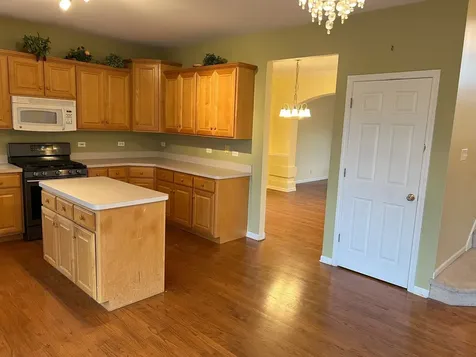 2034 Bunker Circle Naperville IL 60563