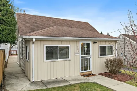 306 Johnson Street East Dundee IL 60118