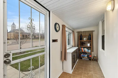 306 Johnson Street East Dundee IL 60118