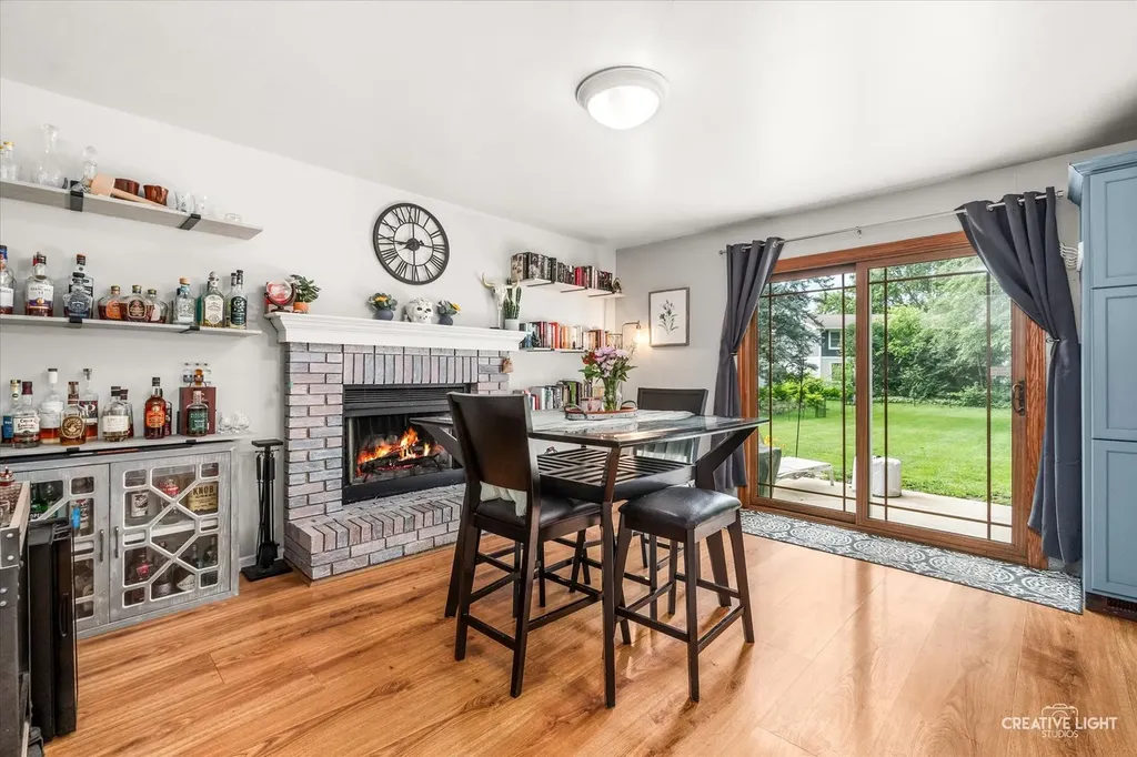 1350 Leverenz Road Naperville IL 60564