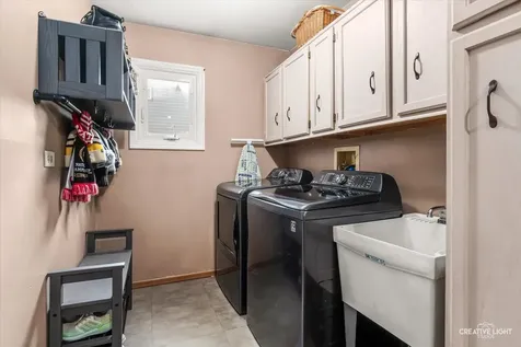 1350 Leverenz Road Naperville IL 60564