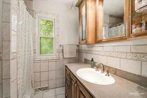 1350 Leverenz Road Naperville IL 60564