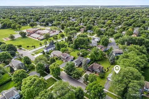 1350 Leverenz Road Naperville IL 60564