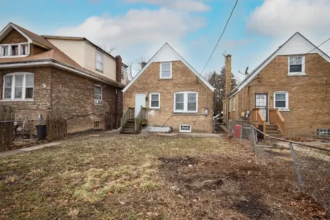 9605 South Greenwood Avenue Chicago IL 60628