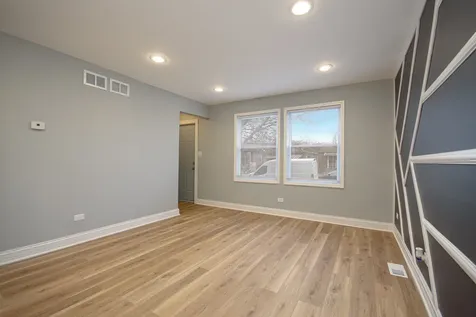 9605 South Greenwood Avenue Chicago IL 60628