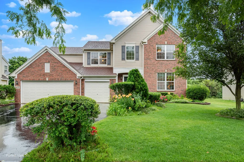 633 Versailles Drives Bartlett IL 60103