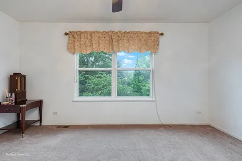 633 Versailles Drives Bartlett IL 60103